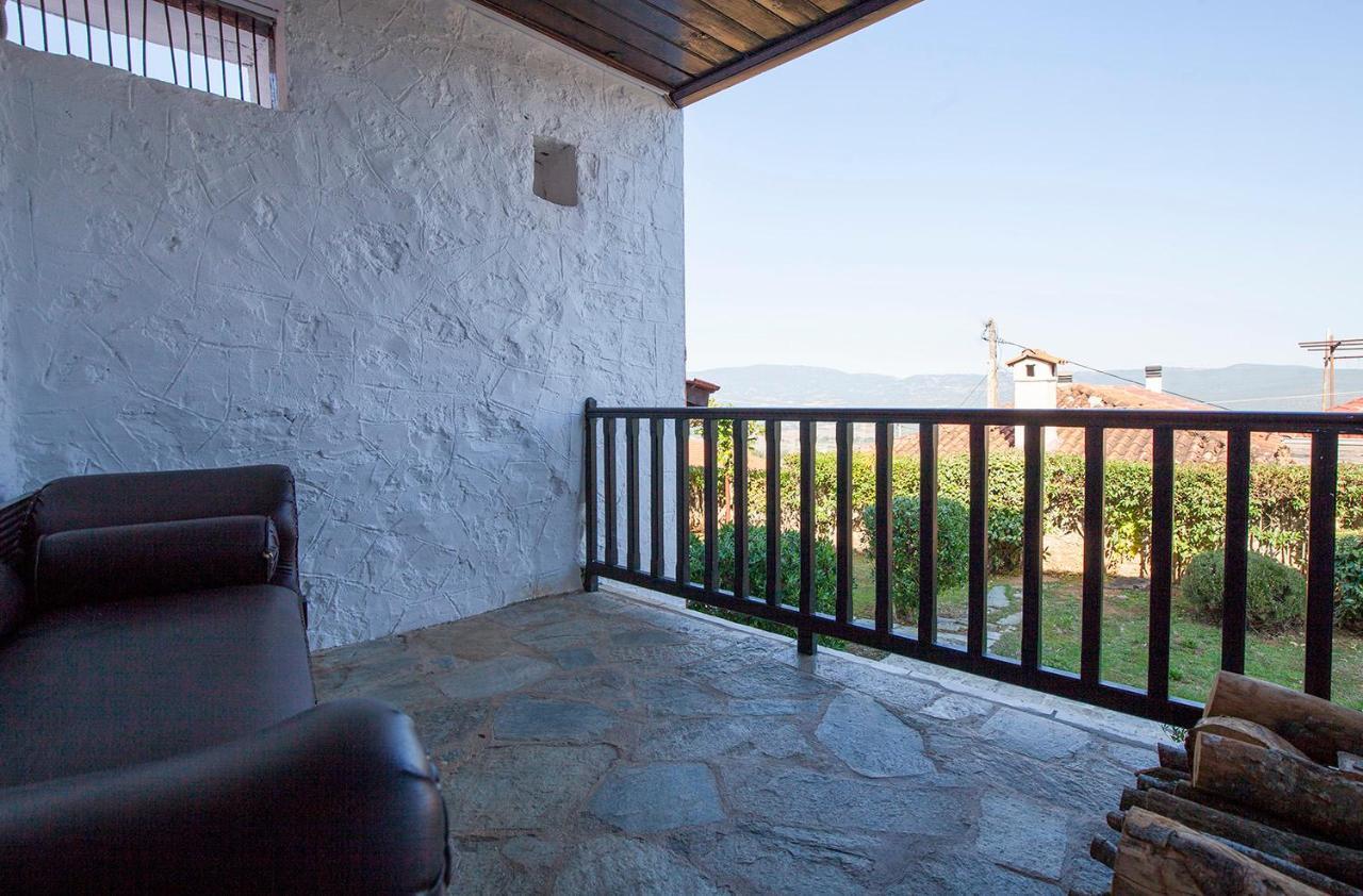 Dandy Villas Amfiklia - Pasithea - Stunning View - Fireplace - Parking 阿姆菲克利亚 外观 照片